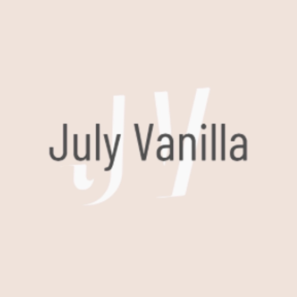 Meet your Posher, July Vanilla